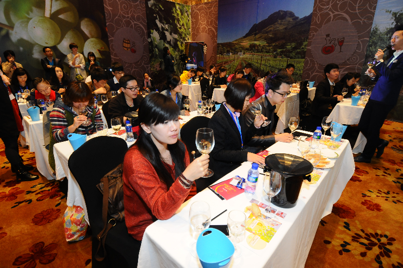 festival-des-vins-wuhan-2013-19